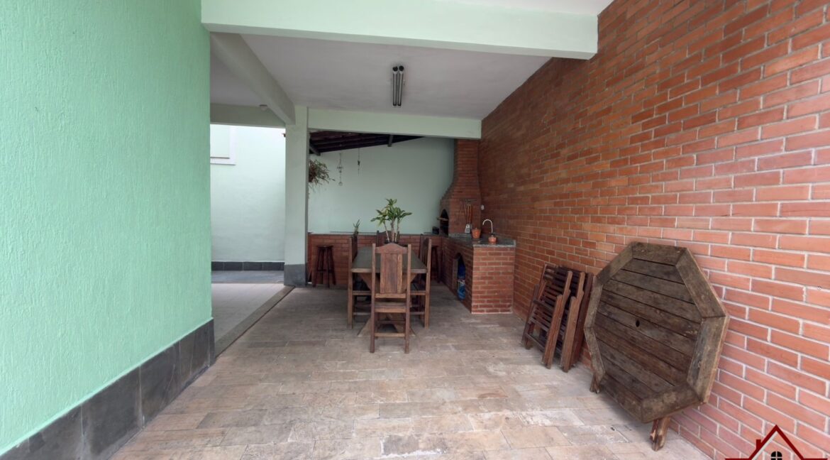 Casa Freguesia - Jardim Presidente 4 quartos NBI440JP 06-1